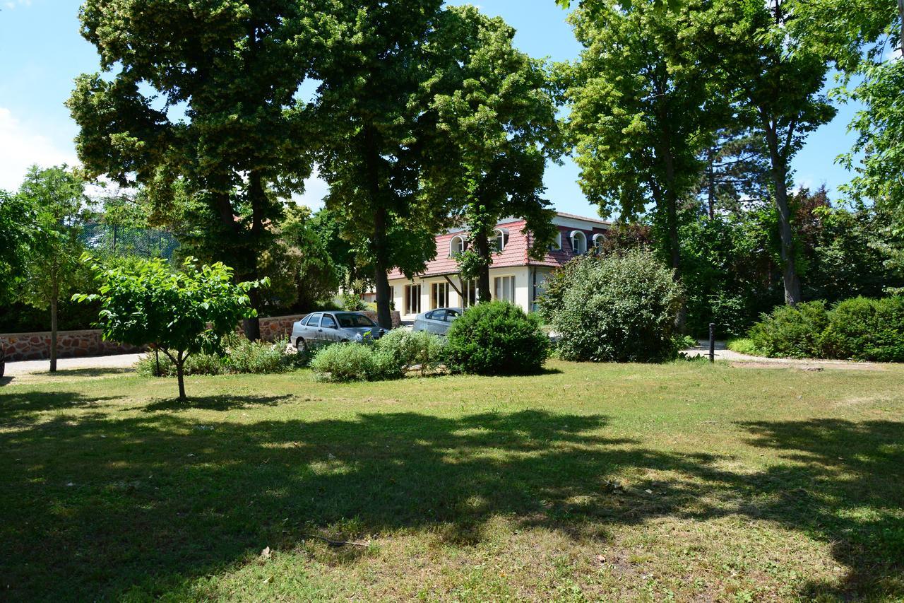 Sziget23 Abrahamhegy Exterior foto